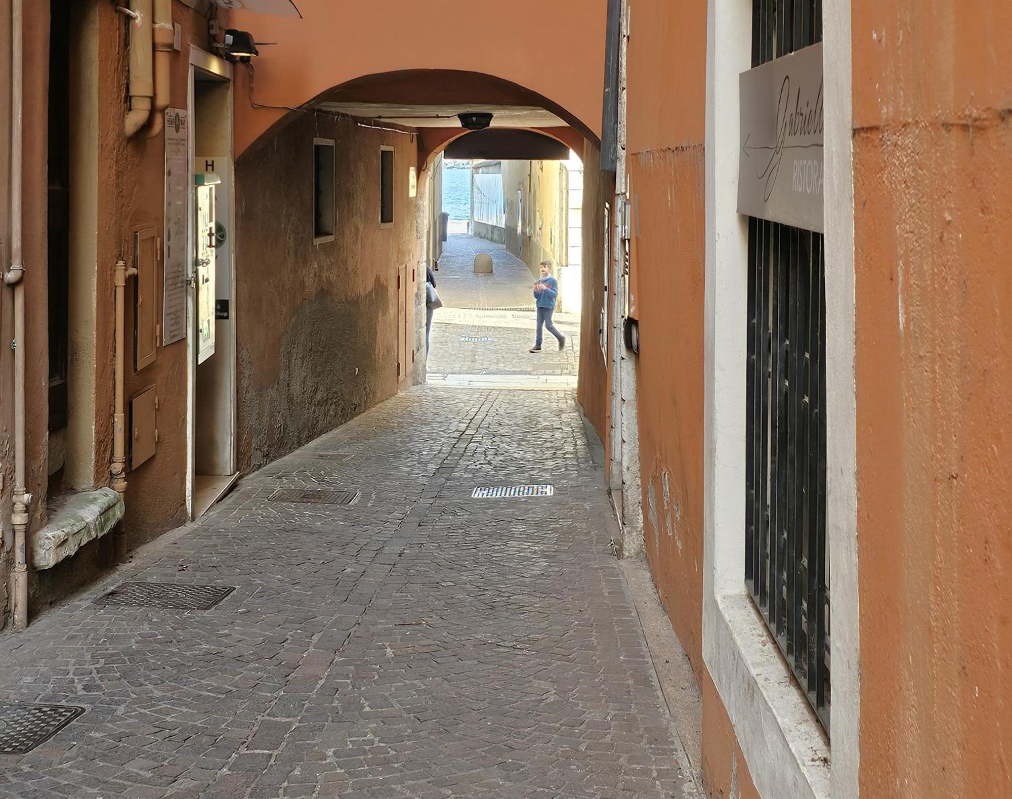 Appartamento La Piazzuola Salo' Esterno foto